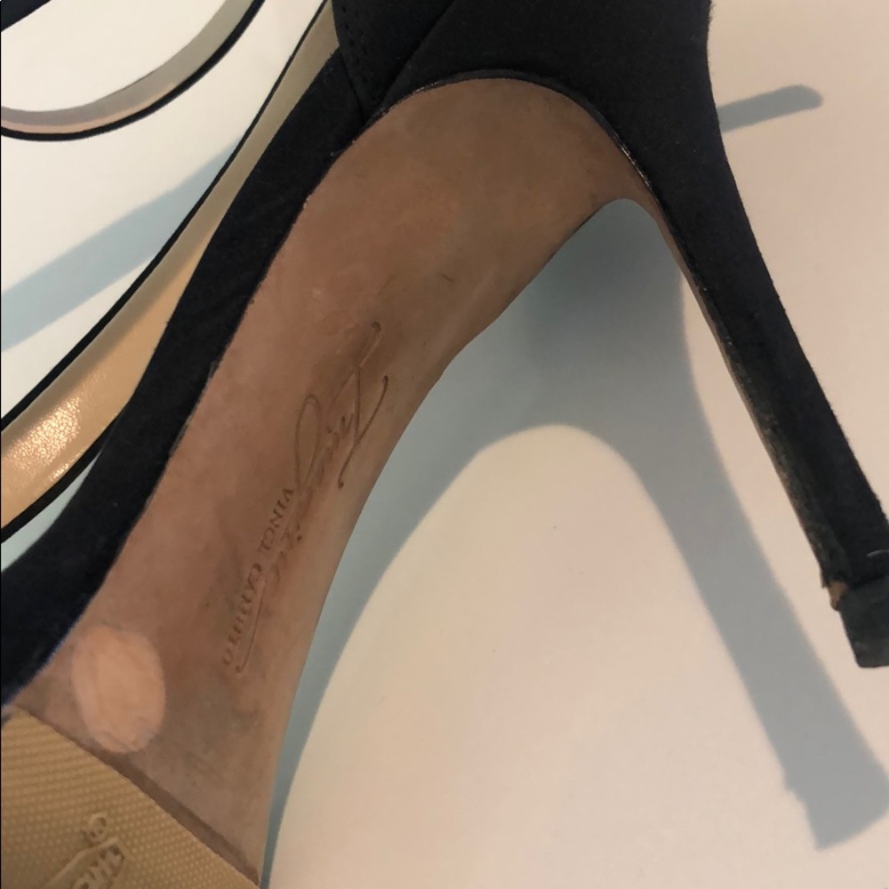 Shoes - Picture 4 of 4